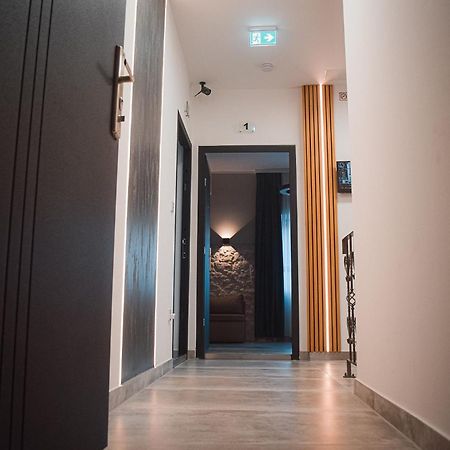 Apartments Jelovic Sinj Eksteriør bilde