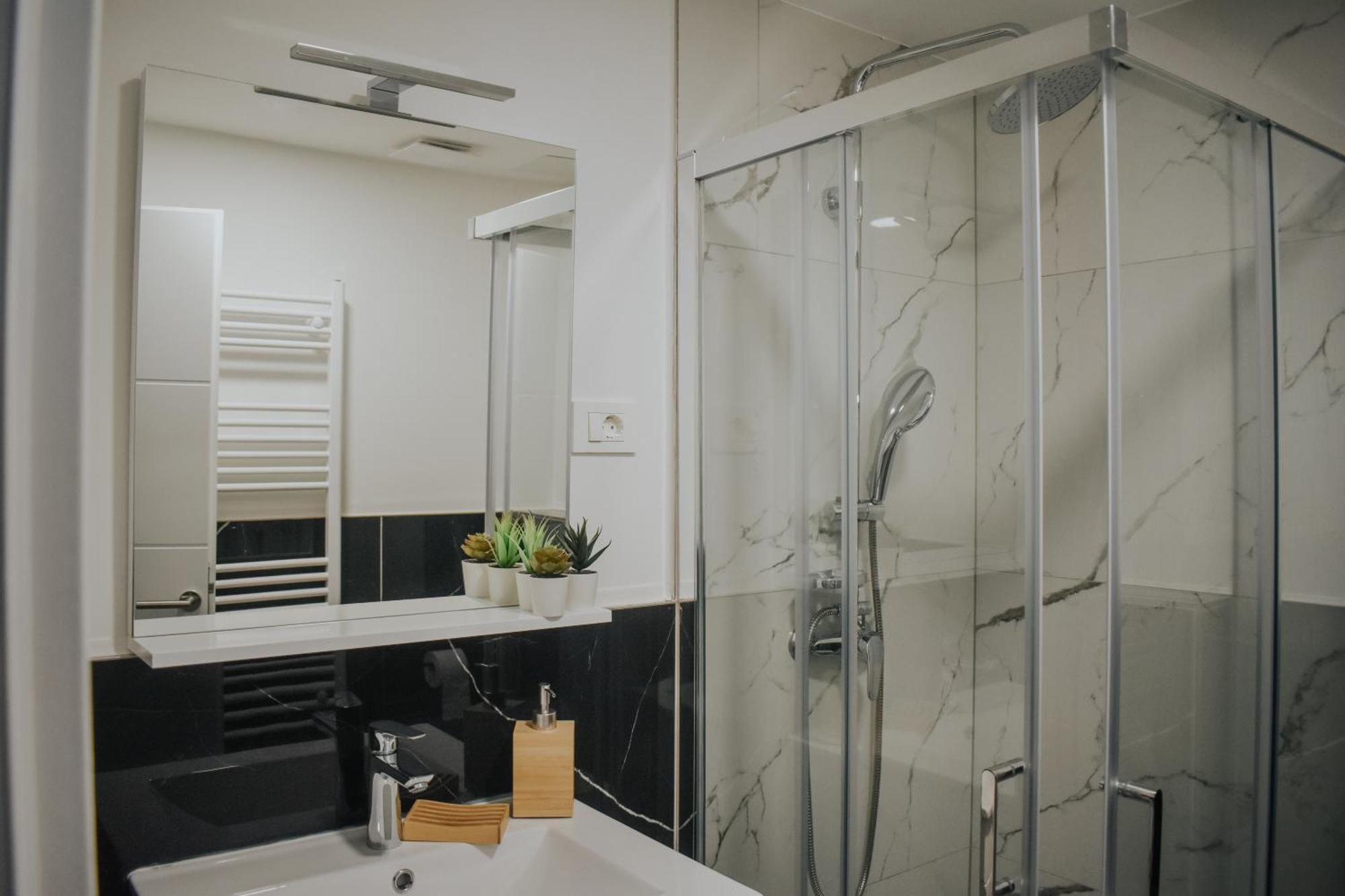 Apartments Jelovic Sinj Eksteriør bilde
