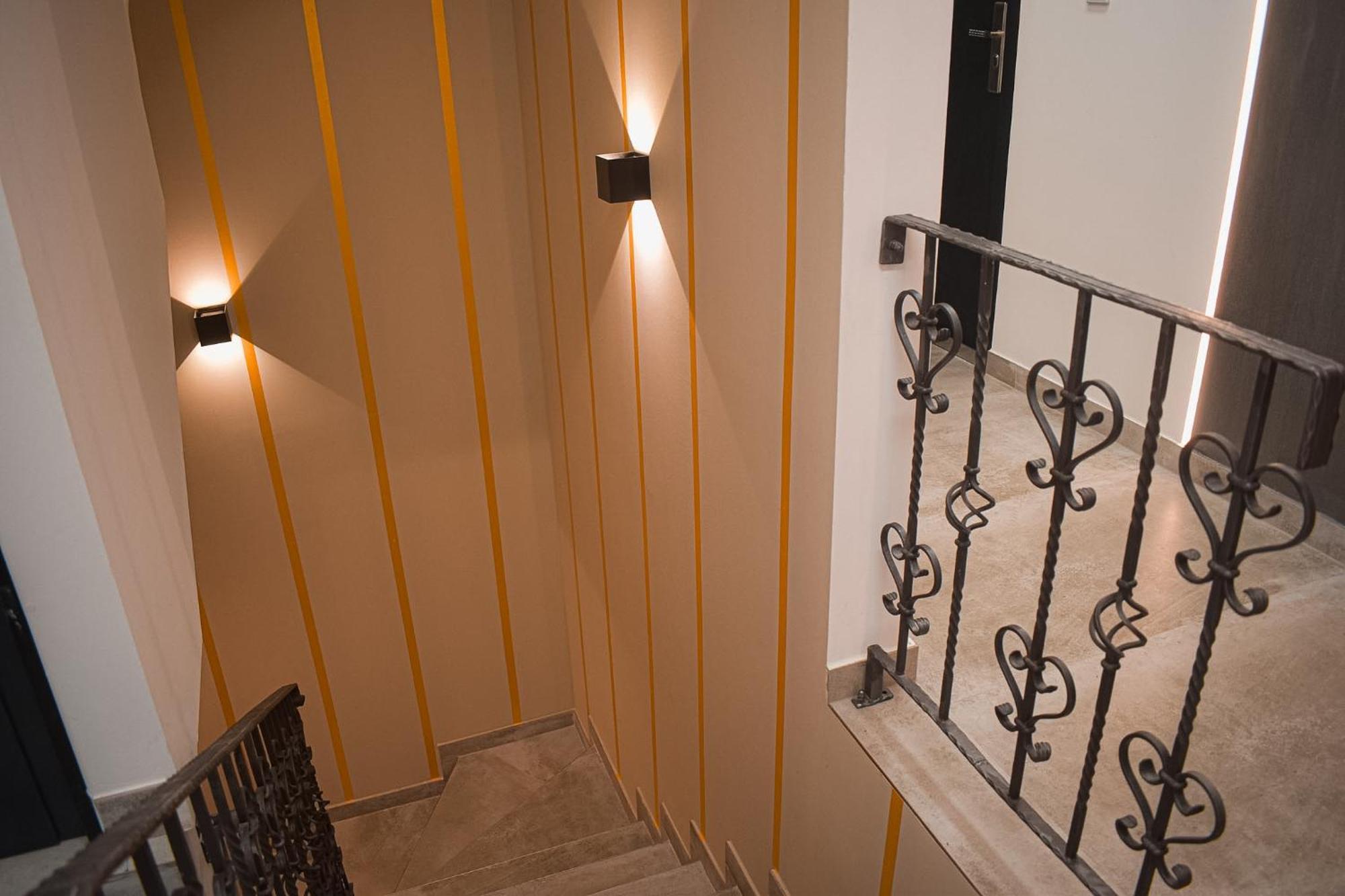 Apartments Jelovic Sinj Eksteriør bilde