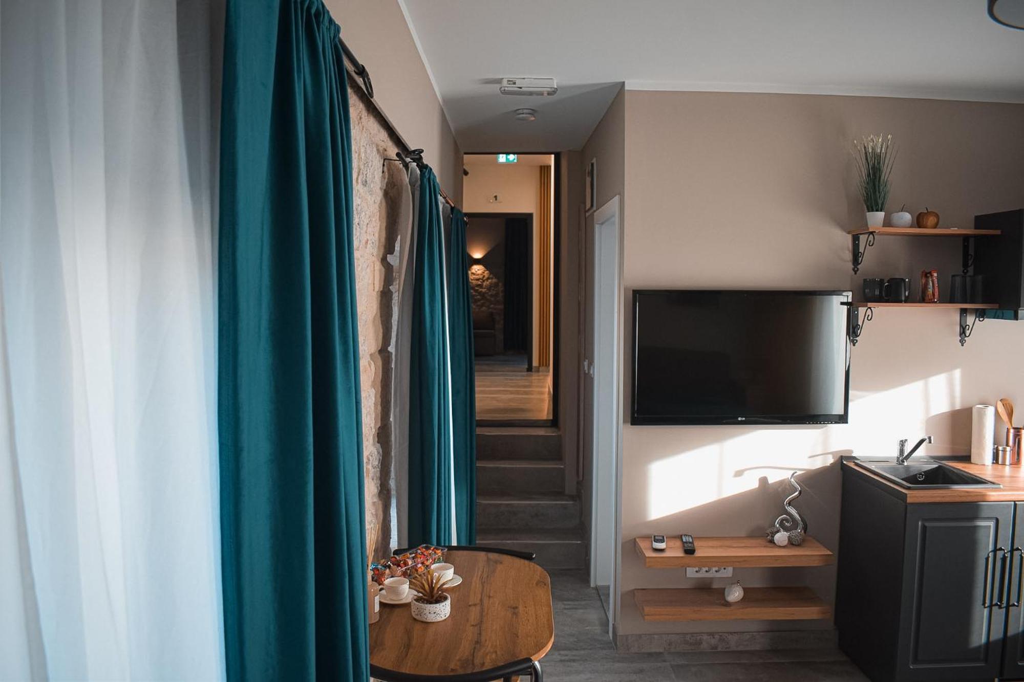 Apartments Jelovic Sinj Eksteriør bilde